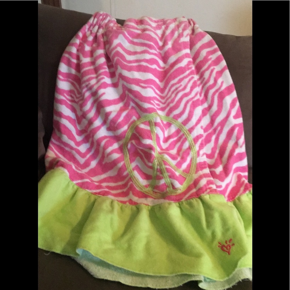 Justice towel wrap
